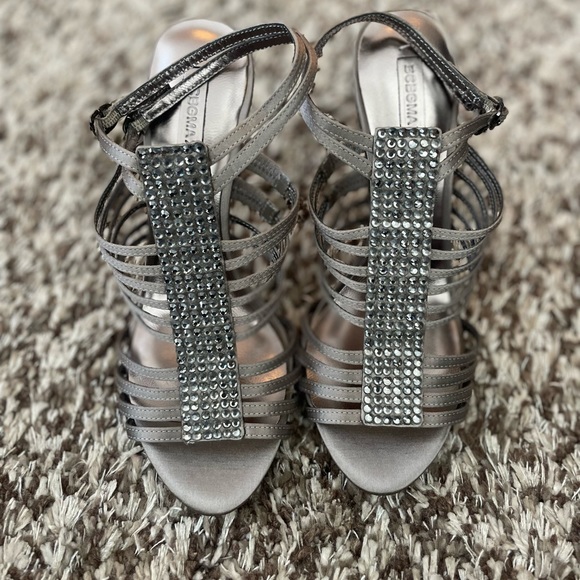 BCBG gunmetal grey with rhinestone heels - Picture 2 of 7